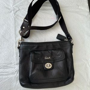 Coach Leather Purse Black